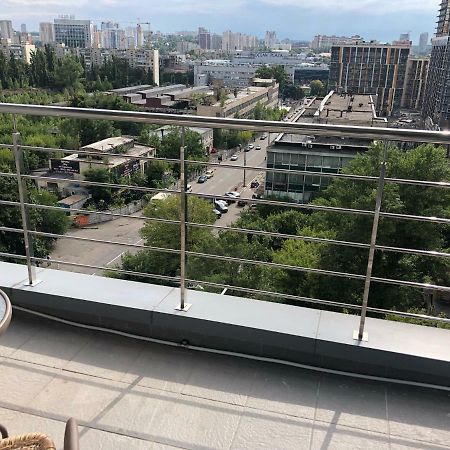 Аренда Апартаментов В Центре Киева Kiev Exteriör bild